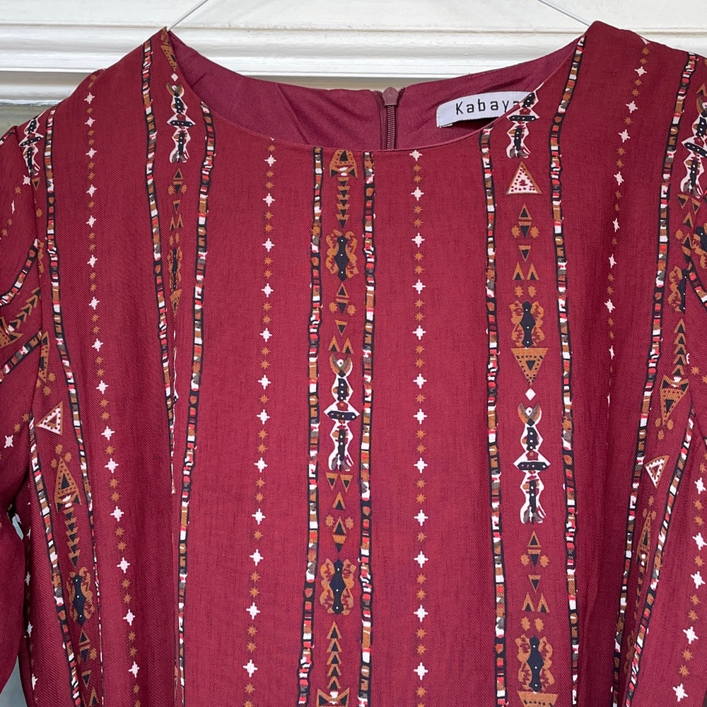 Elegant Burgundy Maxi Dress with long sleeve very nice - Picture 5 of 10